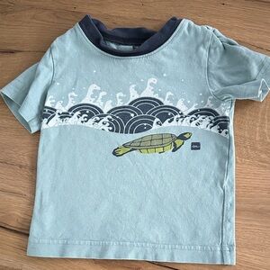 Tea Collection Turtle Wave Tee - Light Blue and Navy